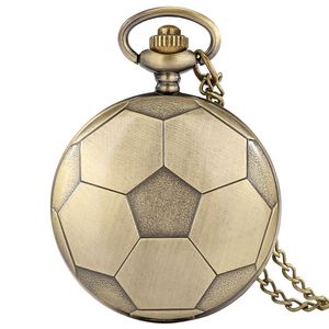 Steampunk voetbal zak horloge gegraveerde voetbal ontwerp mannen vrouwen quartz analoge horloges arabisch getal ketting ketting klok cadeau aan kind