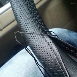 Stuurwielafdekkingen Braid op autoverdekking met naalden en schroefdraad Faux Leather Diy Auto Accessor