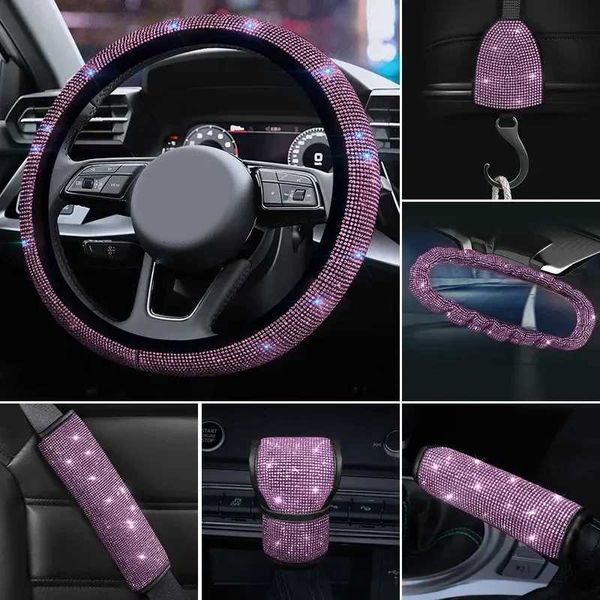 Couvertures de volant rose Pu Leather Car Couvercle de volant Diamond Rose Auto Roue Pink Couvre pour Lady Girls Car Accessories For Woman T240509