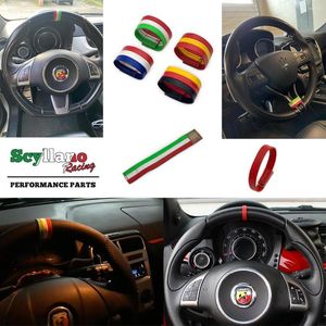 Stuurwielafdekkingen Rode lederen bovenste middelste cover Cover Italië Vlag Tricolore met sticker voor Abarth 500 595 695 Spider 124