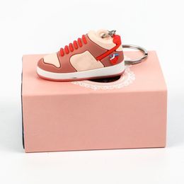 Porte-clés de baskets stéréo 3D, Mini chaussures de basket-ball, pour hommes, femmes et enfants, pendentif de sac, cadeau de fête d'anniversaire avec boîte