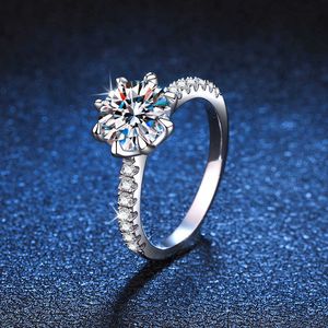 Sterling Sier S925 Moissanite Ring Vrouw Seiko Plating Luxe Tiger Claw 2 D Color Moissanite Ring Wedding Ring