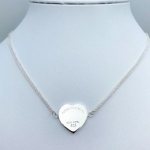 Plata de ley Diseñador Collar de oro para mujer joyería T pulseras diseñador disfraz amor collares joyería de moda cadena personalizada elegancia Corazón colgante regalos