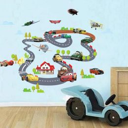 Pegatinas 3D niños Track Cor Patinas de pared Decoración del hogar Removable Cartoon Anime Kids Dormitorio Kindergarten pared Stikers