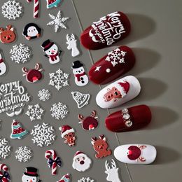 Autocollants décalcomanies de noël 5D en relief bonhomme de neige flocons de neige autocollants pour Nail Art 8*10cm dessin animé père noël élan décalcomanie de noël bricolage manucure décalcomanies * 231120