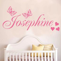 Pegatinas DECALYANG Posh Nombre personalizado con mariposas y corazones Etiqueta de la pared A medida Personalizado Niños Niñas Dormitorio Guardería Calcomanía DZ22