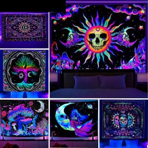 Autocollants Grands champignon noirs tapisserie UV Moon réactive et étoiles tapisseries mures pending esthétique lueur dans l'obscurité