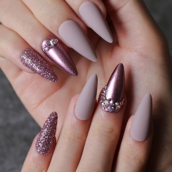 Uñas postizas Stiletto Nude, uñas postizas de cristal de metal rosa, juego completo de purpurina roja, salón personalizado, prensa en uñas Borgoña 220725