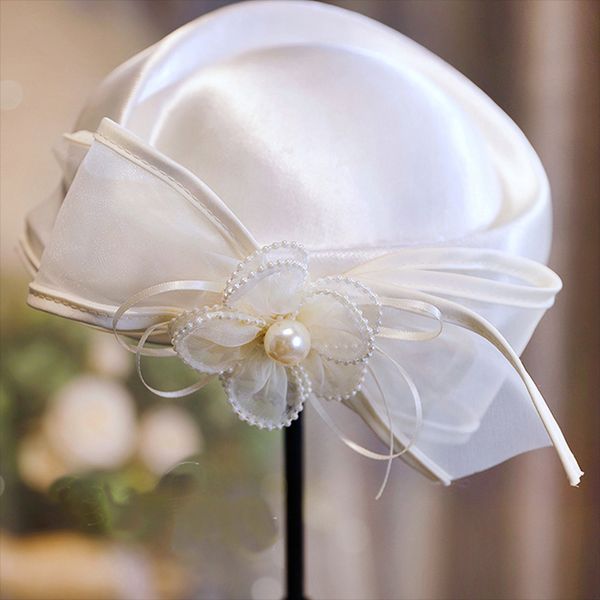 Chapeaux à bord avare mariée Bowknot perlé fleur chapeau rétro robe de mariée chapeaux cheveux bijoux Studio pographie bijoux 230306