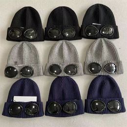 Sombreros de ala tacaña Diseñador Dos lentes Gafas Gafas Gorros Hombres Gorros de punto Gorros al aire libre Mujeres Uniesex Gorro de invierno Negro Gris Bonnet