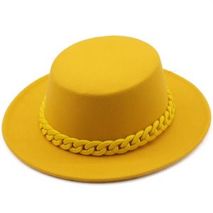 Gierige rand hoeden Europese Amerikaanse vrouwen retro zwarte platte tophoed wol vilt fedora met ketting vintage vaste kleur brede jazzschotel