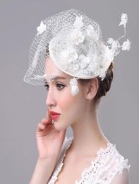 Chapeaux à bord avare à la main dentelle maille fil Fedoras chapeau femmes Royal Ascot dames jour britannique élégant casquette mariage banquet fascinateur H6649040