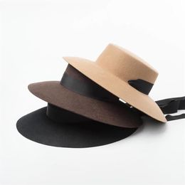 Gierige rand hoeden retro fedora voor vrouwen herfst winter solide 100% wollen tophoed platte grote brede pet vrouwelijk met kinband 2021319d