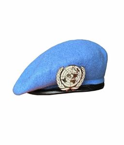 Gierige rand hoeden un blauw baret Verenigde Naties vredesmacht cap hoed met un badge cockade souvenir 2209268991274