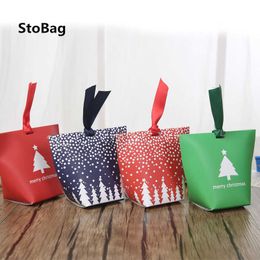 Stobag 12 stks Merry Christmas Snowflake Red / Blue / Green Paper Box Candy Cookies Snack Package Supplies Child Party Gunst 210602