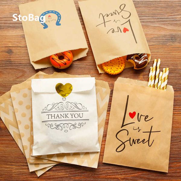 Stobag 25pcs Dot Food Candy Cadeau Kraft Sacs en papier Pain Cuisson Emballage Donuts Snacks pour fête d'anniversaire Baby Show Fournitures 210602