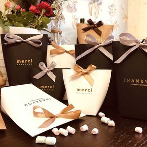 Stobag 50 stks Merci Christmas Bakken Biscuit Food Packaging Black / White / Kraft Paper Box Verjaardag Party Handgemaakte Gift Levert 210602