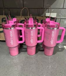 Stock Cobrand Winter Pink Holiday Red Comso PINK Parade 40oz Quencher H2.0 Tazas Tazas Vasos de acero inoxidable Tazas con mango de silicona 0226