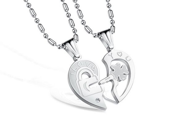Stock gran oferta joyería de moda coreana de alta calidad titanio acero diamante llave rompecabezas pareja amantes colgante collar