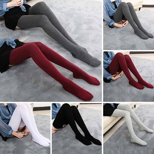 Stockage des femmes chaussettes de cuisse de cuisse haute section au-dessus du genou pour les basts longs collants de jambe Lolita Highs s'allonge