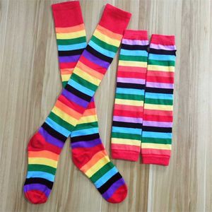 Bas coton haut tube allongé au genou belle jambe chaussettes scène performance cosplay coloré rayé rayé arc-en-ciel pile chaussettes manches 211201