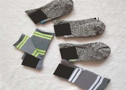 Bas chaussettes hautes avec étiquettes chaussettes de mode sport Football médias Corta chaussettes hautes coton rose jambières 8754592