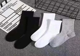 Stockings Men039s SOCKS SPORTS SOCKS ATHICE GÉOMÉTRIQUE MODE COTTON FASHIQUE CASBOST LURG TUBE SOCK APPORT