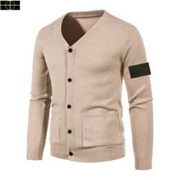 Stone Jacket Designer Men Sweater Plaid Brand Knust Cardigan Pullover Sweatershirt Casual Business Slim Fit Lange klassieke luxueuze warme pullover -stijl jassen