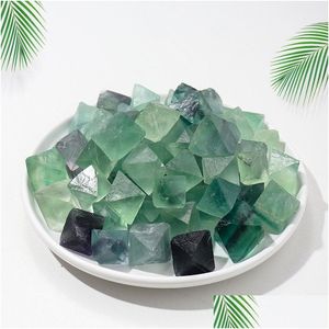 Stone Natural Crystal Original 1-1.5Cm Groene Fluoriet Ornamenten Quartz Healing Kristallen Energie Reiki Gem Craft Hand Pieces Living Fi Dhbos