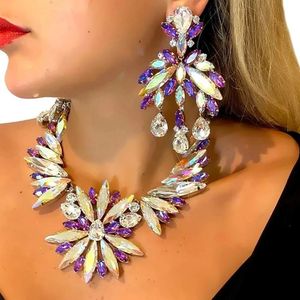 Boucles d'oreilles de collier de fleurs exagérées de Stonefans fixées pour les femmes de la fête d'été Signestones de bijoux accessoires 240522