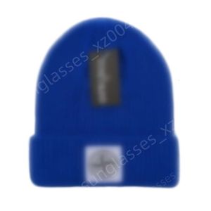 Stones Beanie Designer Island Top Quality Quality Hiver Tachet Boneie Hat Fashion Bonnet Dressy Automne Cap pour femmes pour femmes
