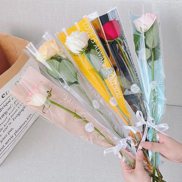 Sacs de rangement 30pcs manches roses simples sac d'emballage de fleurs emballage de bouquet emballages floraux en cellophane transparent pour la Saint-Valentin