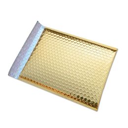 Opbergzakken 50 STKS Goud Kleur Bubble Mailers Gewatteerde Enveloppen Gevoerd Poly Mailer Self Seal Aluminizer Packaging252f