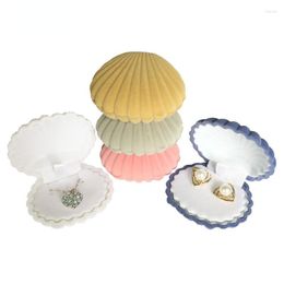Opbergzakken 5 stks Shell Shape Velvet Betrokkenheid Wedding Case voor Earring ketting hangers sieraden display 5 kleuren geschenkdozen