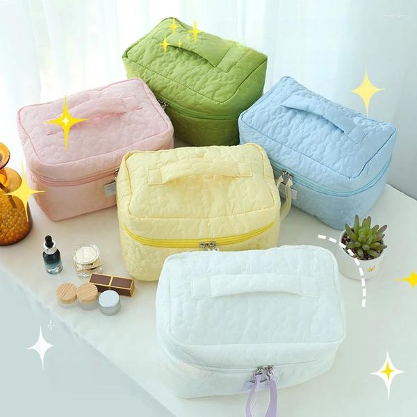 Sacs de rangement couleur bonbon matelassé maquillage coréen fermeture éclair pochette cosmétique pour femmes maquillage brosse organisateur beauté florale