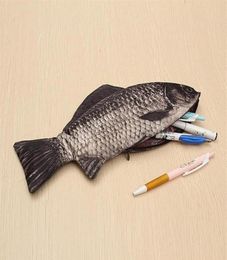 Sacs de rangement sac Carpe Pen Sac réaliste Fish Forme Makeup Pouche crayon Crayon avec fermeture à glissière Casual Gift Tobetra Wash Funny Handba7670686