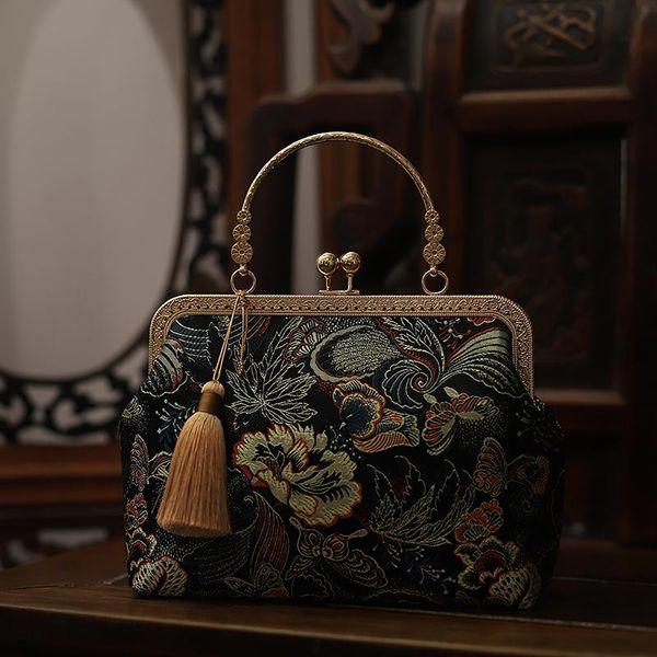 Bolsas de almacenamiento Serie de seda de estilo chino Bolso de mano Bolso de mujer Retro Fácil de combinar Monedero de mano Regalo