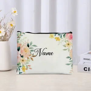 Opbergzakken Op maat gemaakte make-uptas Bruiloft bruidsmeisje Geschenken Leuke bloemenhandtas Reizen Cosmetische organisator Naamzijde voor dames Trendy portemonnee