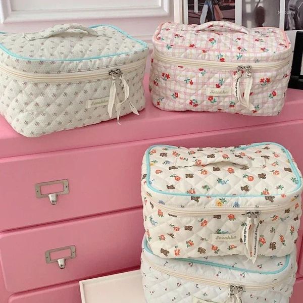 Bolsas de almacenamiento Lindo acolchado de algodón Bolsa de maquillaje Mujeres Cremallera Organizador cosmético Bolso de tela femenino Forma de caja Estuche de aseo portátil para niñas