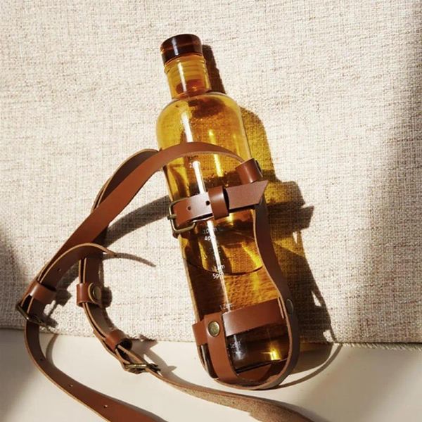 Bolsas de almacenamiento Faux Leather Water Bottle Carrier Hollow Crossbody Soporte de bolsas de bolsas de bolsas ajustables Bottles