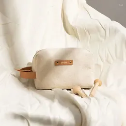 Opbergzakken Japanse stijl canvas stof trapeziumvormige make-up tas grote capaciteit beige effen kleur high-end retro kunst