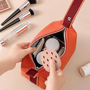 Sacs de rangement Makeup Blender Sponge Holder Silicone Multi-Hole Beauty Egg Case Travel Portable Cosmetic Puff Organisateur pour toilettes