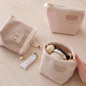 Sacs de rangement Mini Portable Makeup Sack Sain de serviette sanitaire mignon Pouche de voyage Cable Organisateur à lèvres Tampons Écoute à lèvres Small