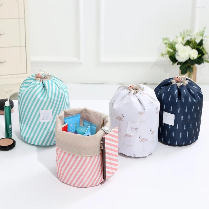 Storage Bags Oxford Cloth Travel Large-capacity Waterproof Dustproof Bag Printing Flower Color Cylinder Drawstring Mouth Cosmetic