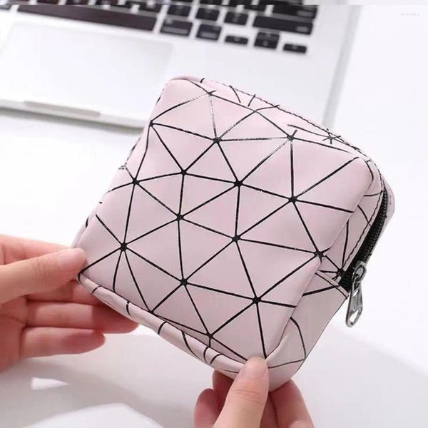 Bolsas de almacenamiento Bolsa de bolsas de bolsas de bolsillo Geométrico Menstrual Pad para mujeres auriculares impermeables al aire libre