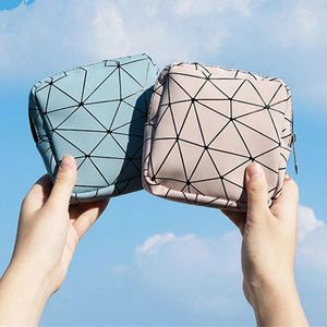 Opbergtassen Sanitair pad Napkinner Organisator Women Portable Makeup Mini Data Kabels Coin Purse Tampon Bag