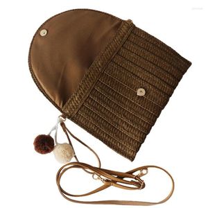 Sacs de rangement sac de plage en paille sac à main en rotin pochette tissée à la main d'été portable pour les cosmétiques