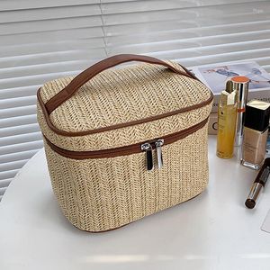 Bolsas de almacenamiento Bolsa de maquillaje tejida de paja Tela de lino Impermeable Cosmético Bolsa de baño de gran capacidad Bolsa de viaje portátil