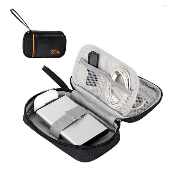 Sacs de rangement Poches en filet utiles Facile à transporter Pochette de produits électroniques multifonction Sac de câble USB en polyester pour voyage d'affaires