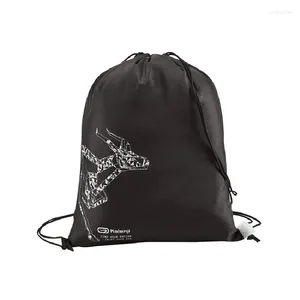 Sacs de rangement en gros 500pcs / lot Impression personnalisée Logo DrawString Travel Natural Polyester Backpack Pouch pour sports et gymnase Storaging